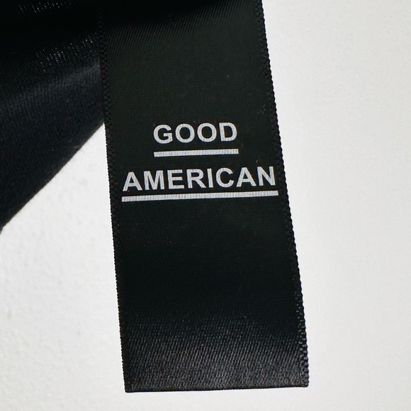 Good American Stretch Jersey Long Sleeve Ruched Turtleneck Bodysuit Black - Picture 15 of 16